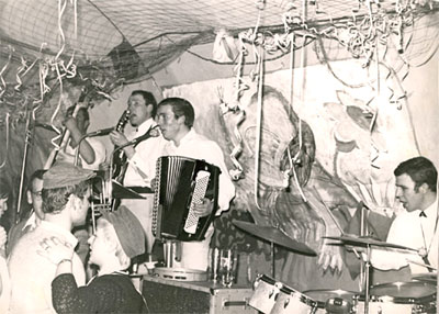 Franz spielt berall im Groraum Mnchen